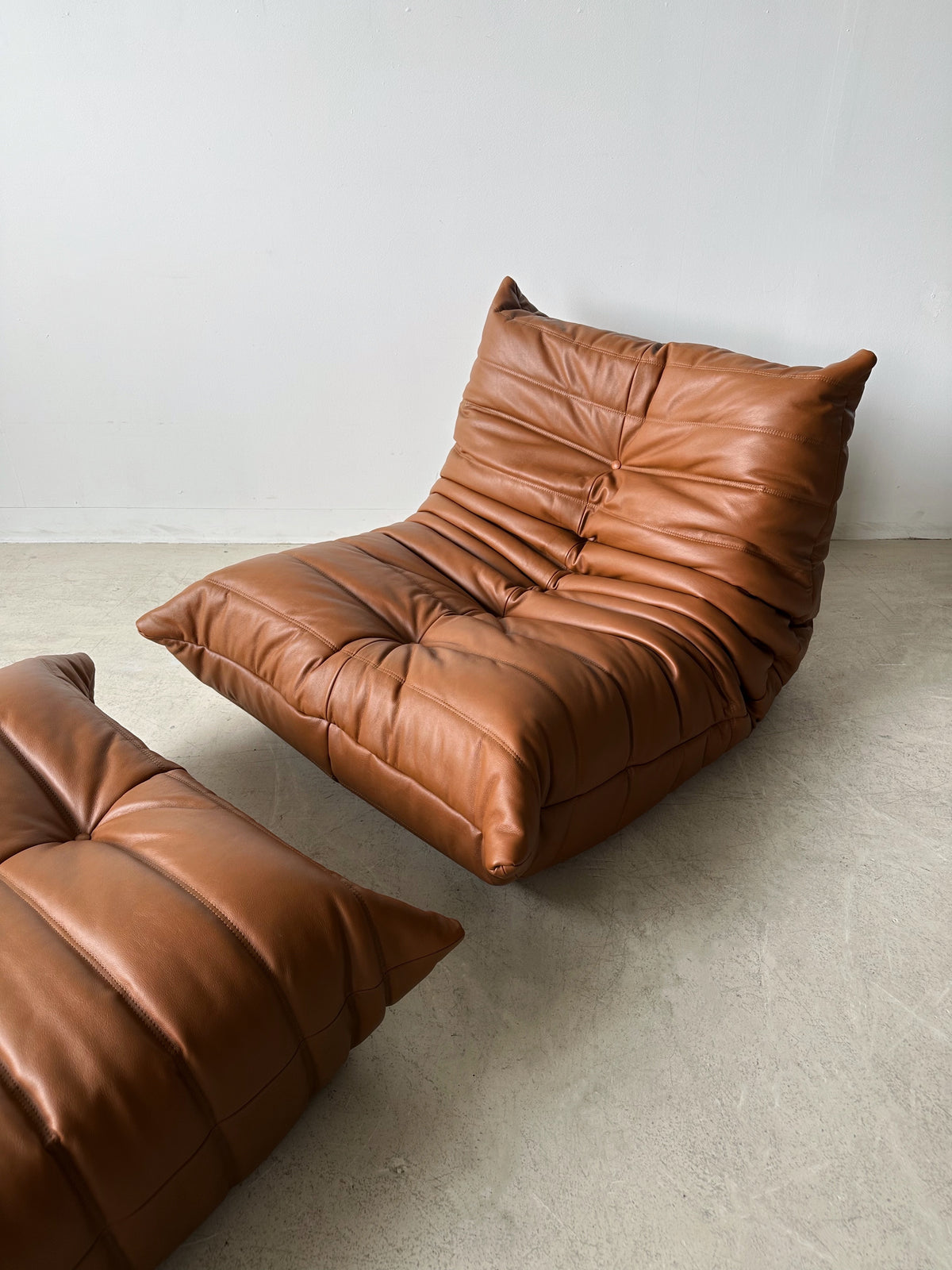 w*a様 ligne roset togo 1P 本革 レザー ligne roset リーンロゼ TOGO