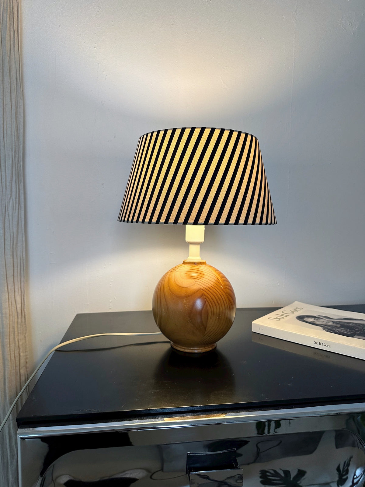 VINTAGE IKEA PINE TABLE LAMP WITH STRIPED SHADE, 80's | Maison Singulier