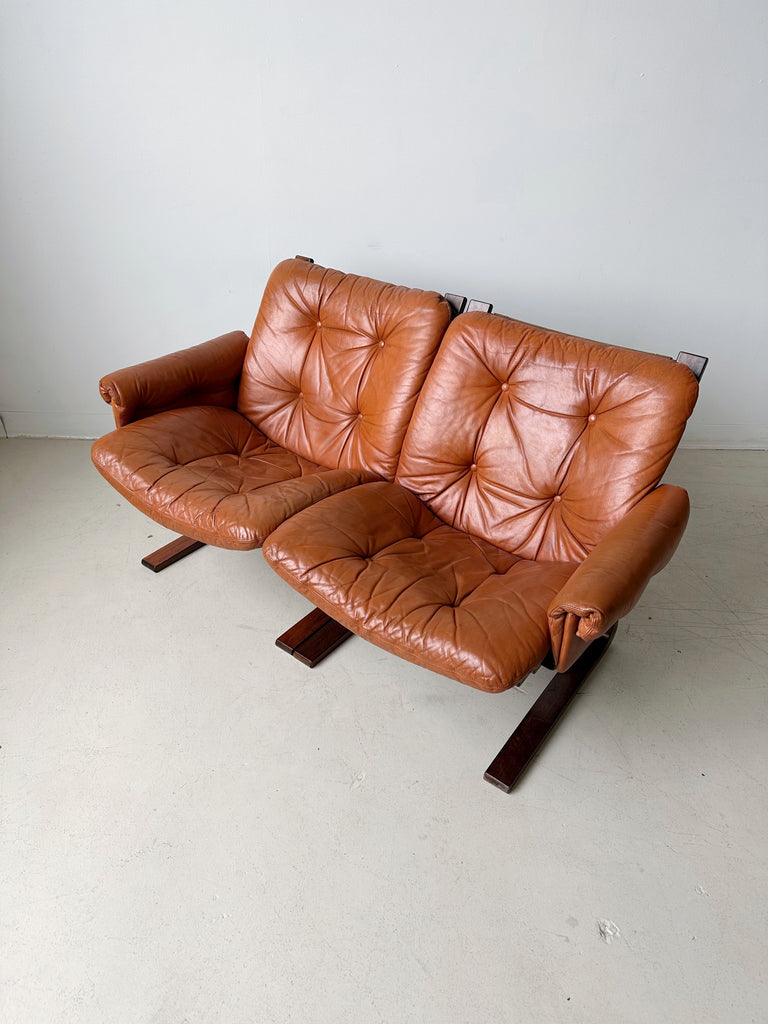 COGNAC LEATHER KENGU LOVESEAT BY ELSA & NORDAHL SOLHEIM FOR RYKKEN, 70's