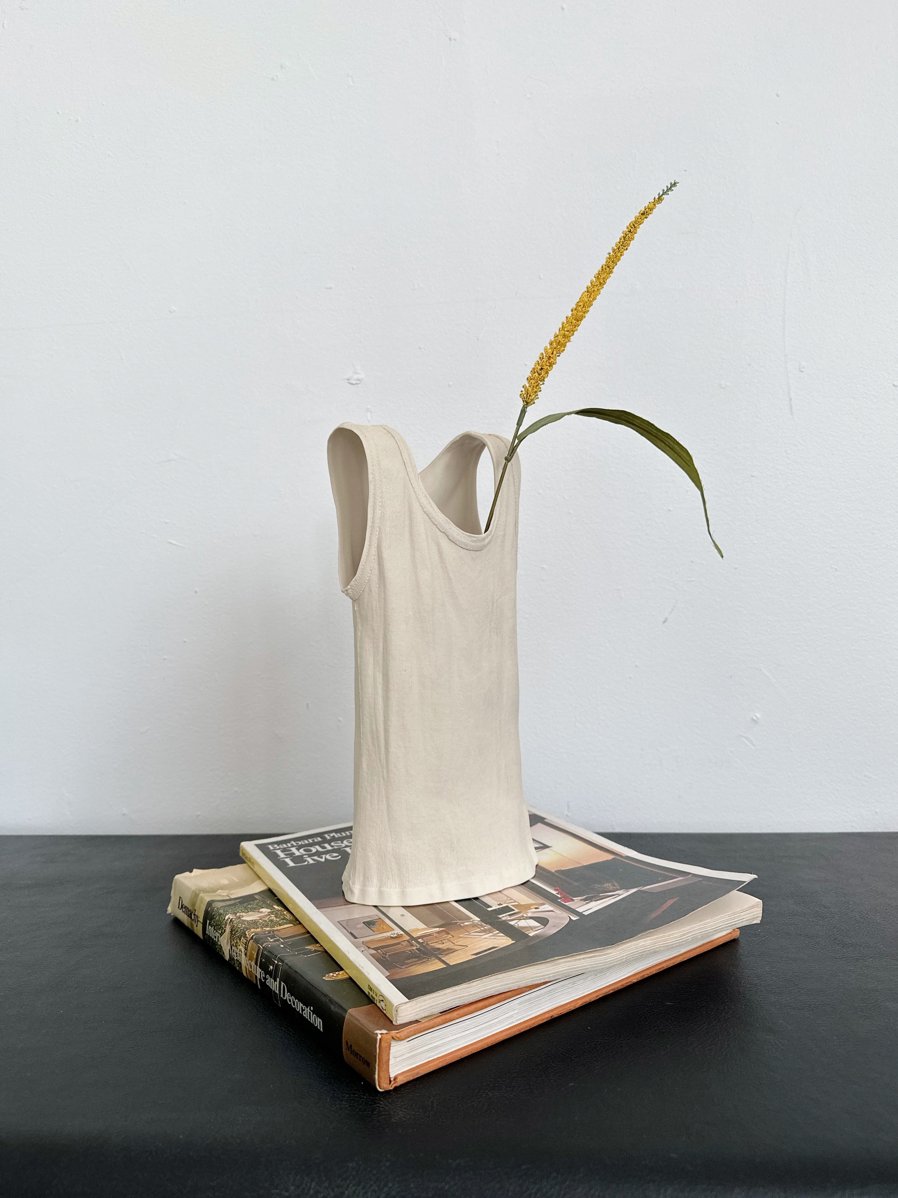WHITE BISQUE CERAMIC TANK VASE BY MICHAEL HARVEY, 80's | Maison