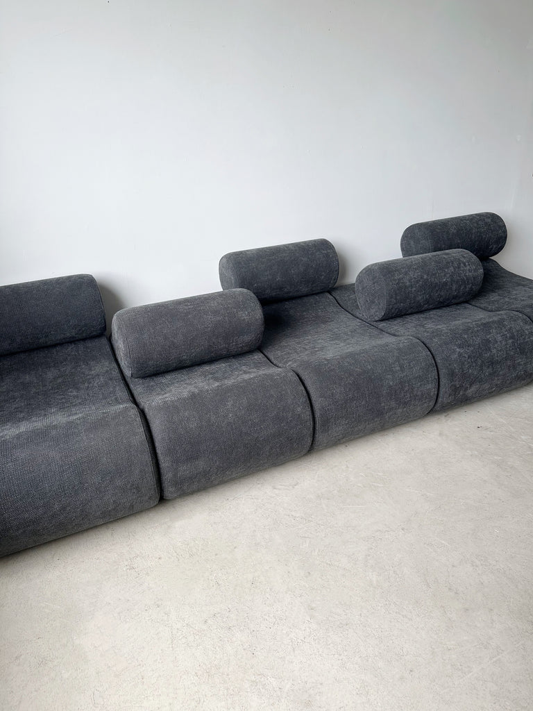 5 PIECE MODULAR DARK GRAY CORBI SOFA BY KLAUS UREDAT FOR COR, 1969