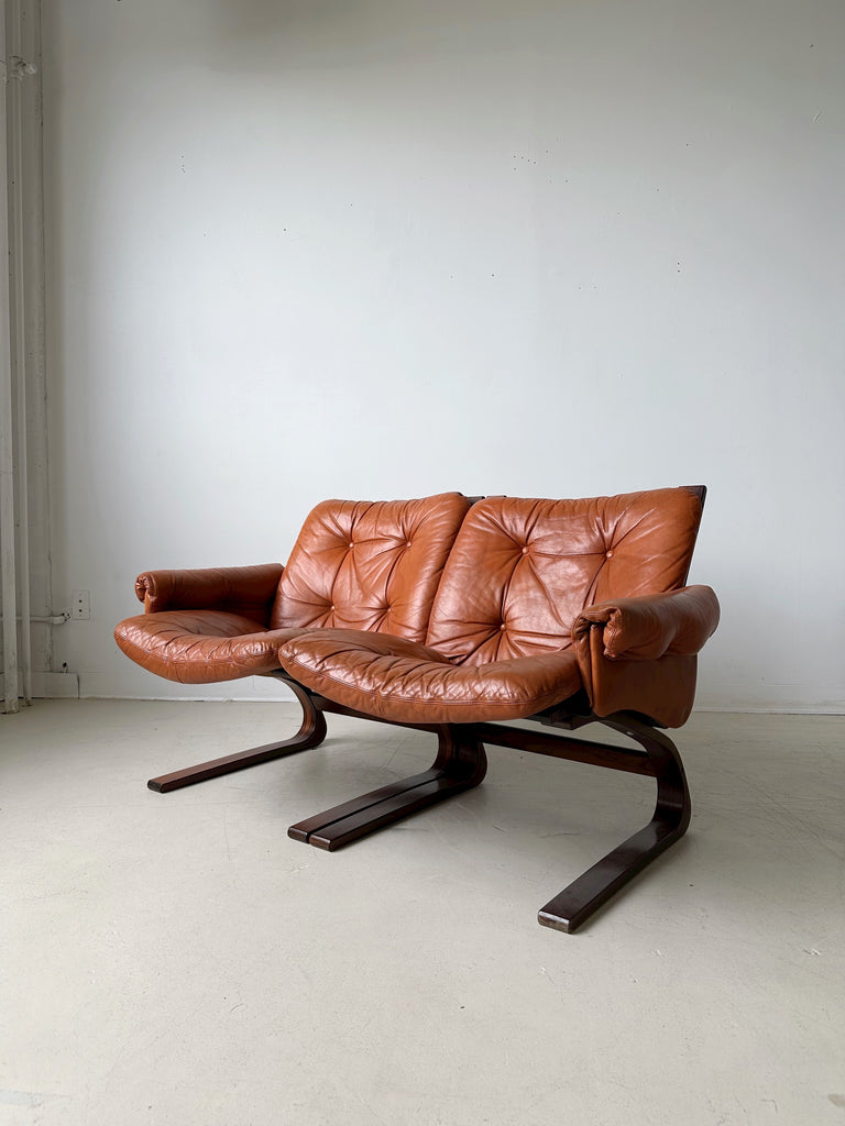 COGNAC LEATHER KENGU LOVESEAT BY ELSA & NORDAHL SOLHEIM FOR RYKKEN, 70's