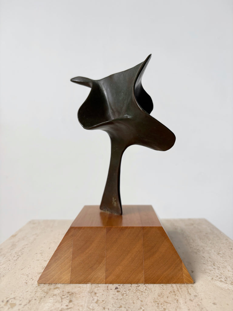 BRONZE & WOOD ABSTRACT SCULPTURE BY GÉRALD BRAULT