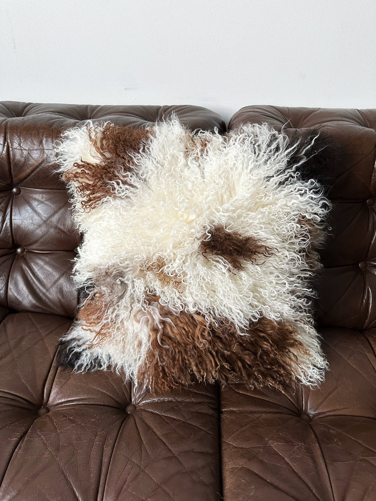 MONGOLIAN LAMB FUR PILLOW, 18x18