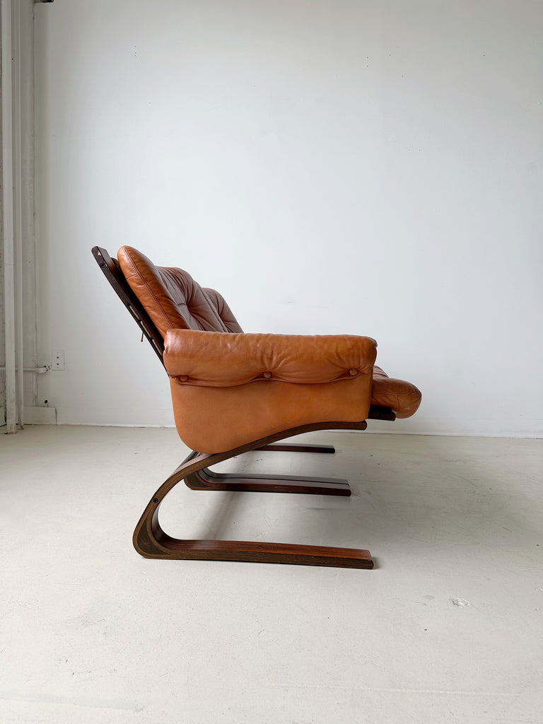 COGNAC LEATHER KENGU LOVESEAT BY ELSA & NORDAHL SOLHEIM FOR RYKKEN, 70's