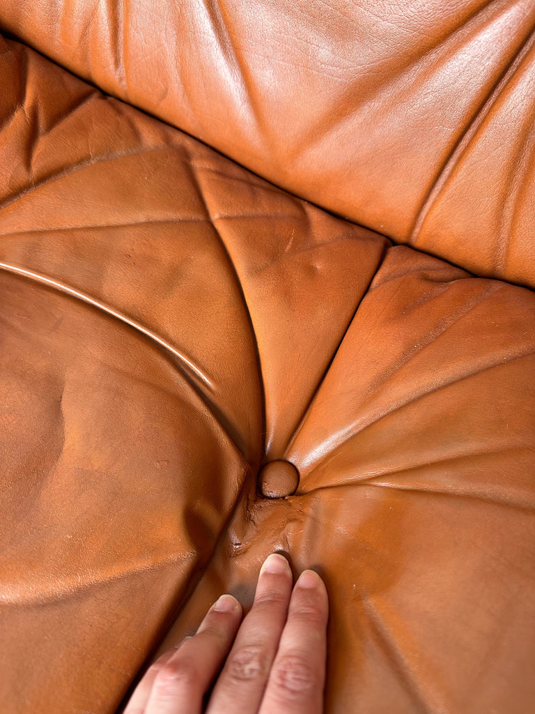 COGNAC LEATHER KENGU LOVESEAT BY ELSA & NORDAHL SOLHEIM FOR RYKKEN, 70's