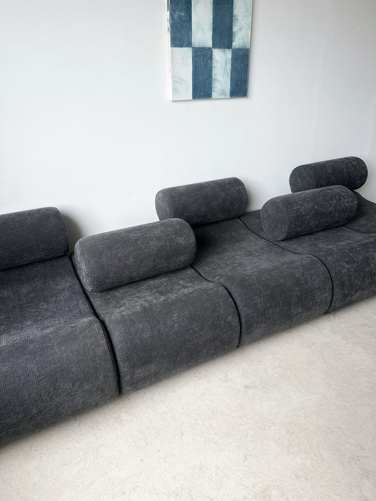 5 PIECE MODULAR DARK GRAY CORBI SOFA BY KLAUS UREDAT FOR COR, 1969