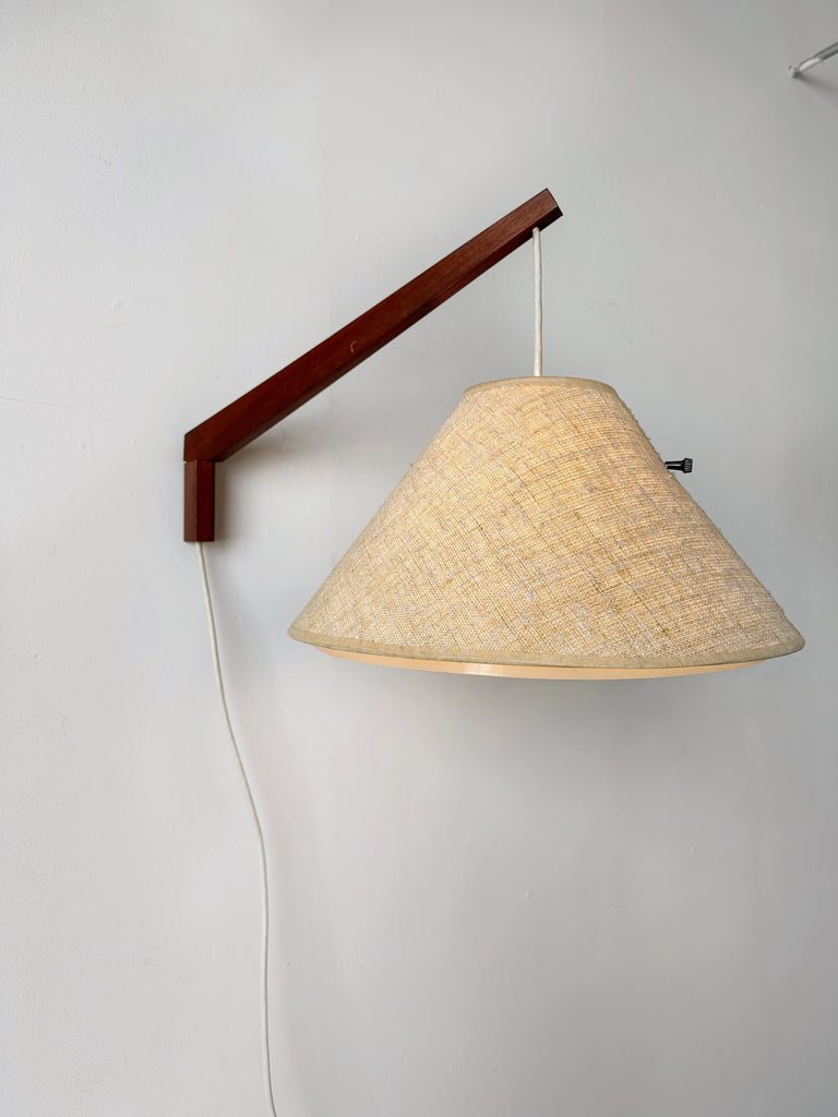 MID CENTURY MODERN DANISH TEAK WALL LAMP, 60's