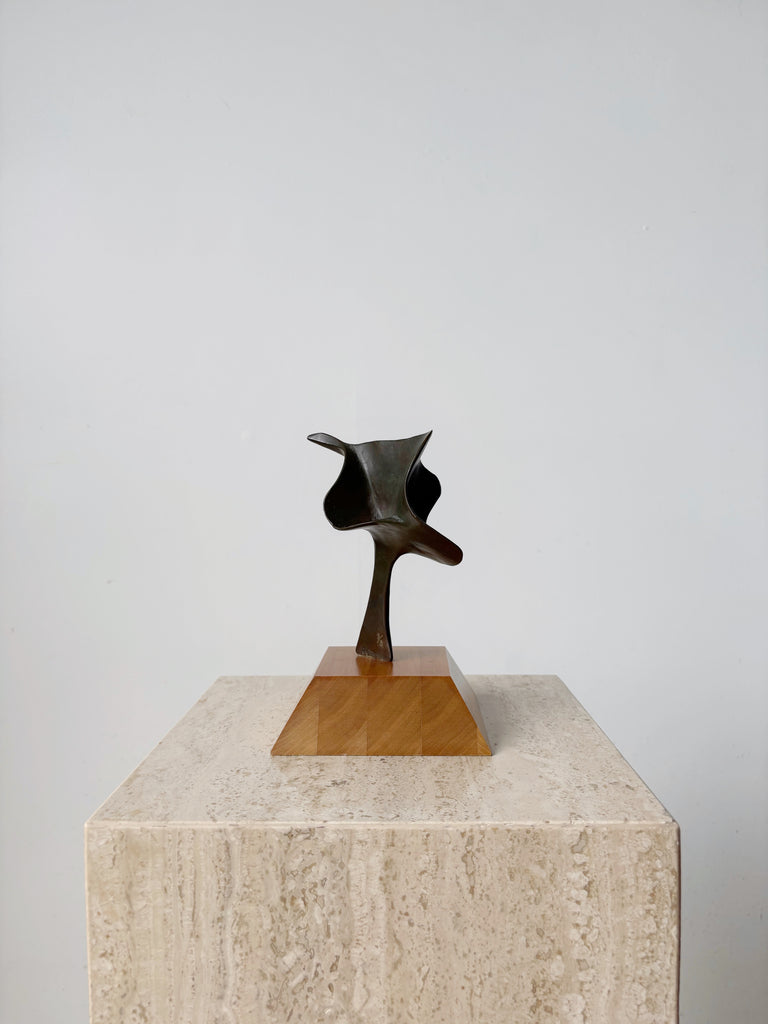 BRONZE & WOOD ABSTRACT SCULPTURE BY GÉRALD BRAULT