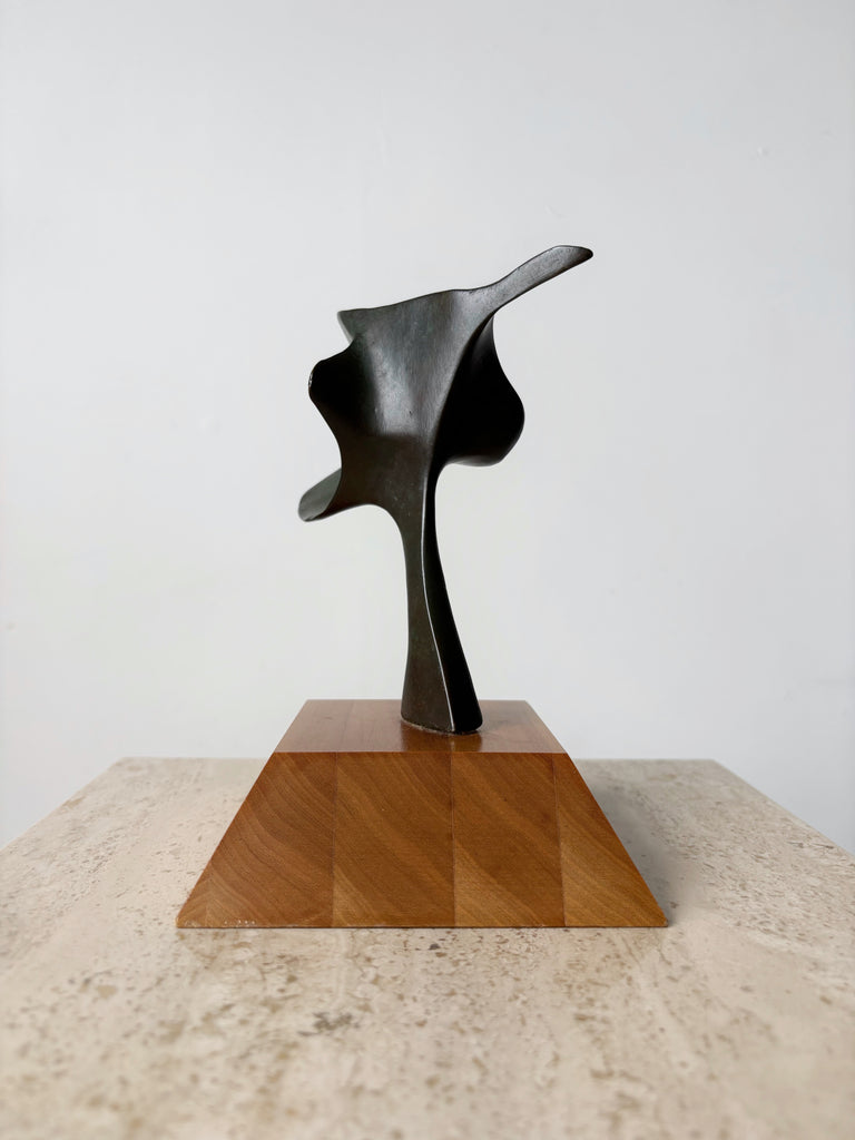 BRONZE & WOOD ABSTRACT SCULPTURE BY GÉRALD BRAULT