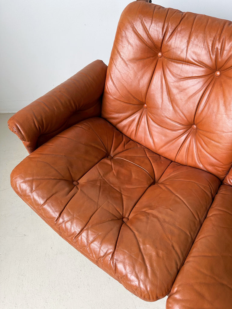 COGNAC LEATHER KENGU LOVESEAT BY ELSA & NORDAHL SOLHEIM FOR RYKKEN, 70's