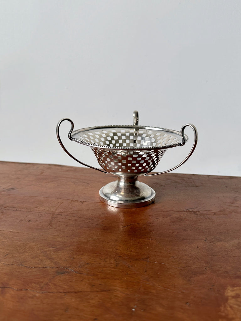 ART DECO CHESTER CHARLES COOKE SILVER BONBON DISH
