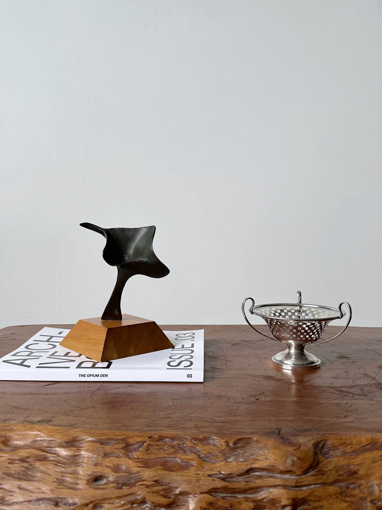 BRONZE & WOOD ABSTRACT SCULPTURE BY GÉRALD BRAULT