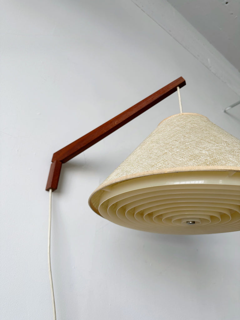 MID CENTURY MODERN DANISH TEAK WALL LAMP, 60's