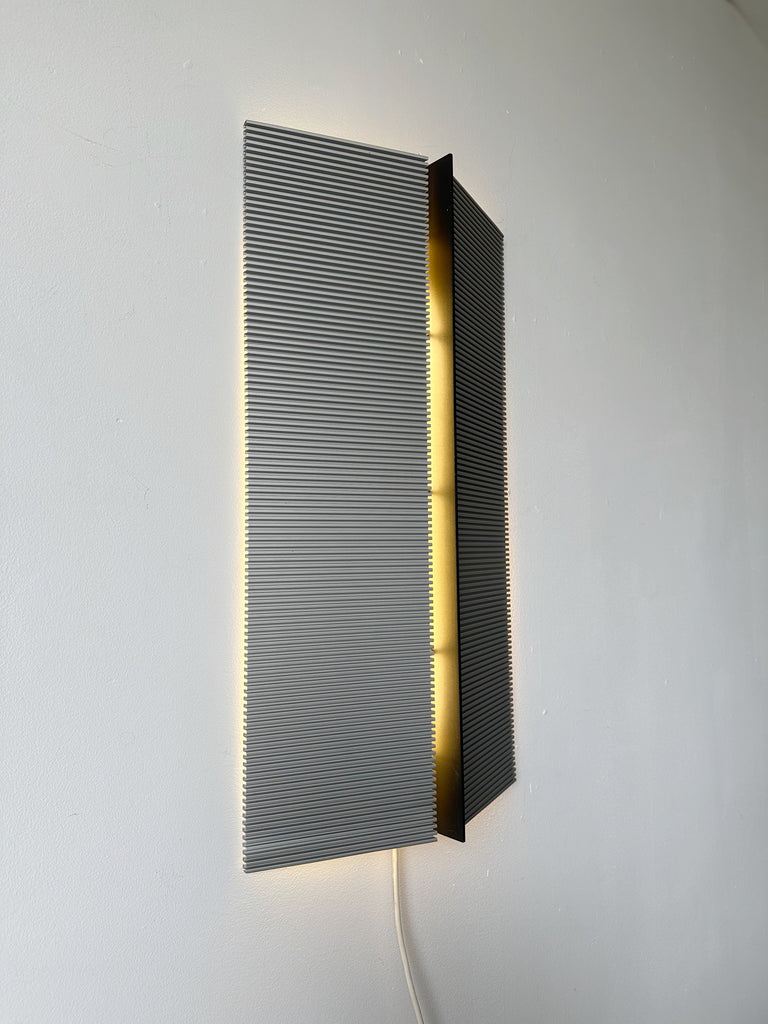 MODERNIST METAL WALL LAMP BY LIGHTOLIER, 80's
