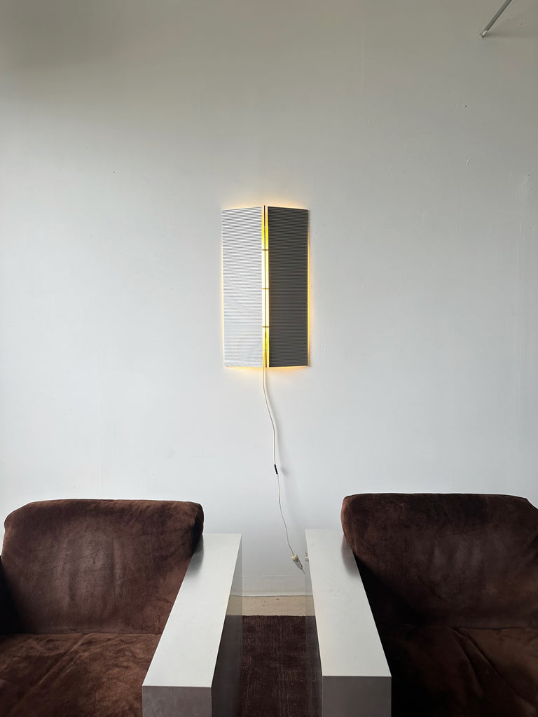 MODERNIST METAL WALL LAMP BY LIGHTOLIER, 80's
