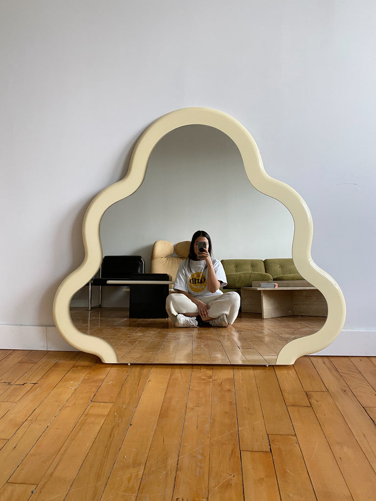 BUTTER YELLOW WIGGLE FRAME WALL MIRROR