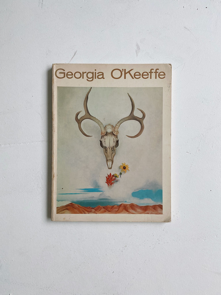 GEORGIA O'KEEFFE ART BOOK, 1977