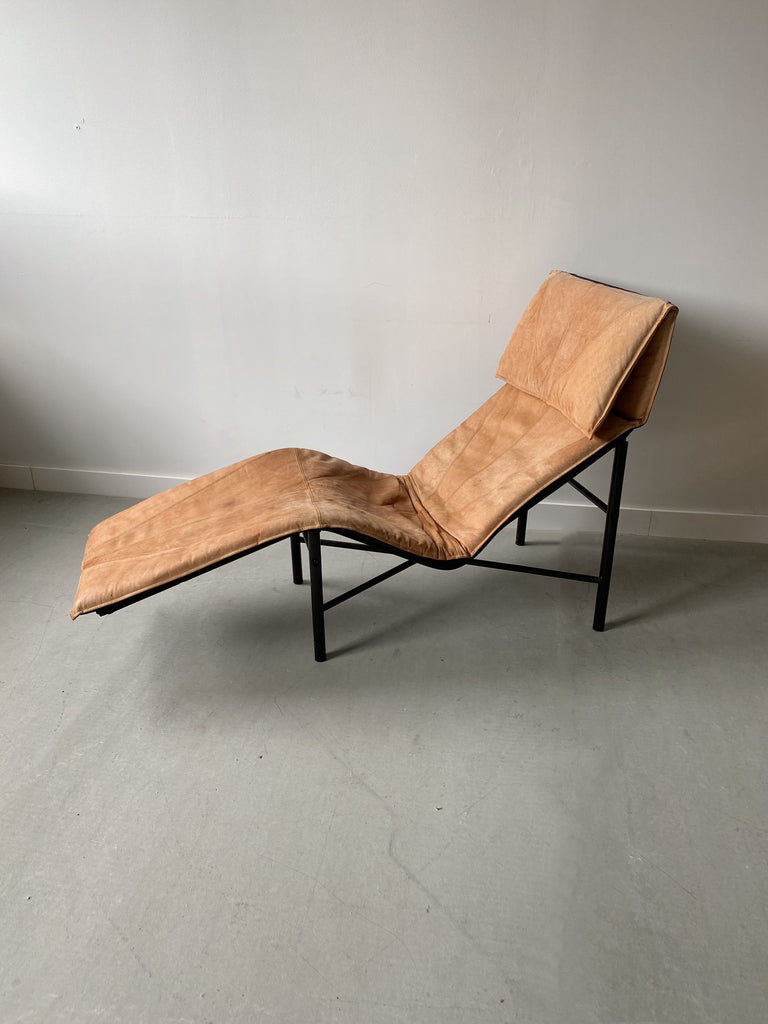 TAN LEATHER SKYE LOUNGE CHAIR BY TORD BJORKLUND FOR IKEA, 80'S