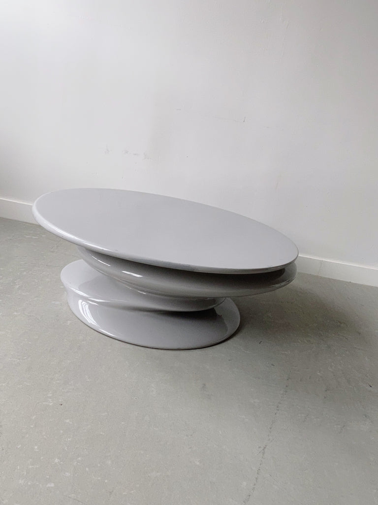 ROCHE BOBOIS GRAY ROUND LACQUERED COFFEE TABLE
