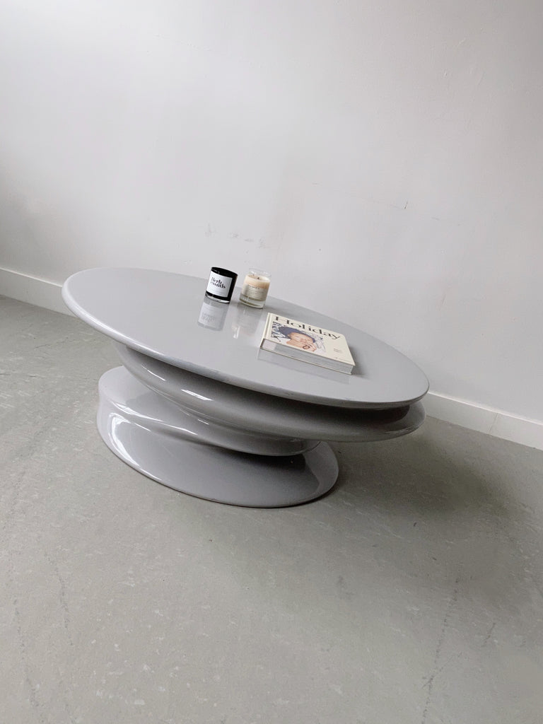 ROCHE BOBOIS GRAY ROUND LACQUERED COFFEE TABLE