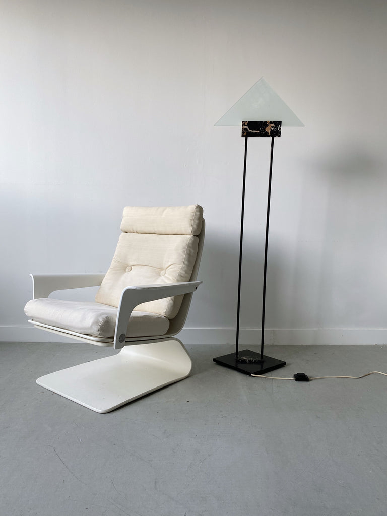 WHITE MID CENTURY ARMCHAIR BY PETER GHYCZY FOR COR, 70’s