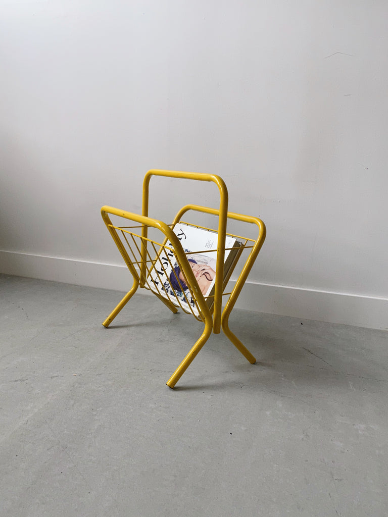 YELLOW METAL MAGAZINE RACK | Maison Singulier