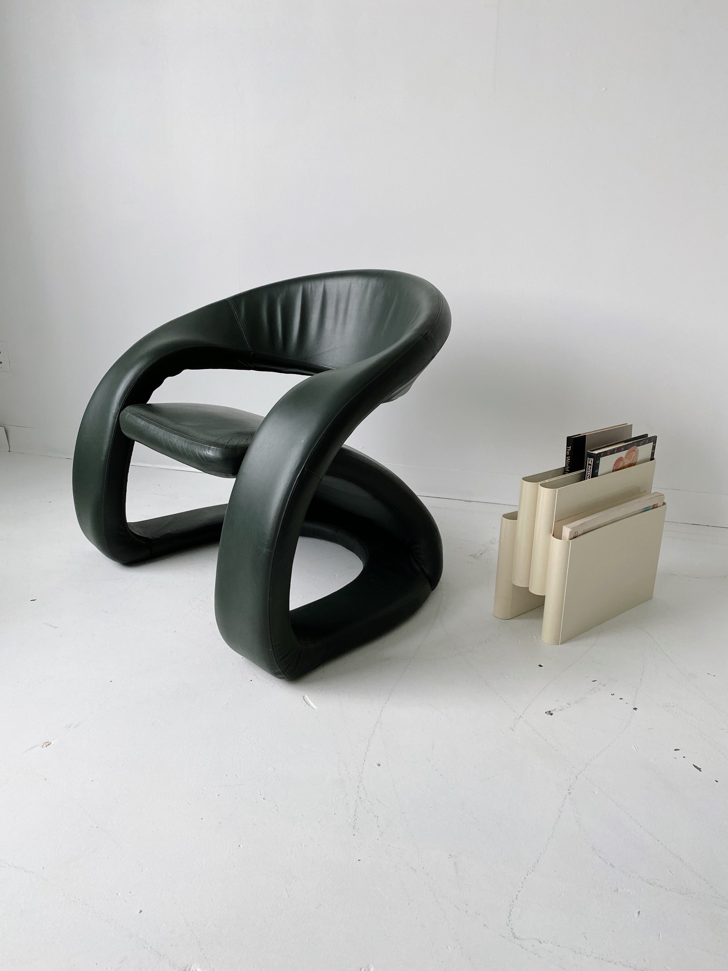 JAYMAR DARK GREEN LEATHER TONGUE CHAIRS | Maison Singulier