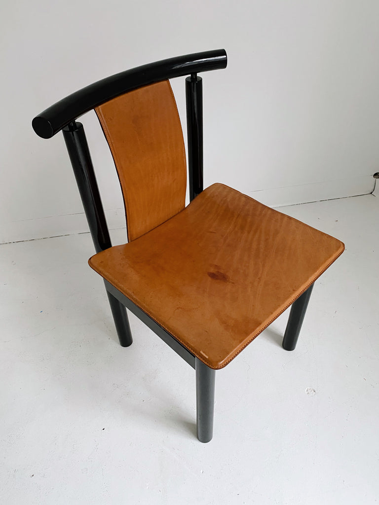ITALIAN TAN LEATHER & BLACK LACQUERED WOOD DINING CHAIRS
