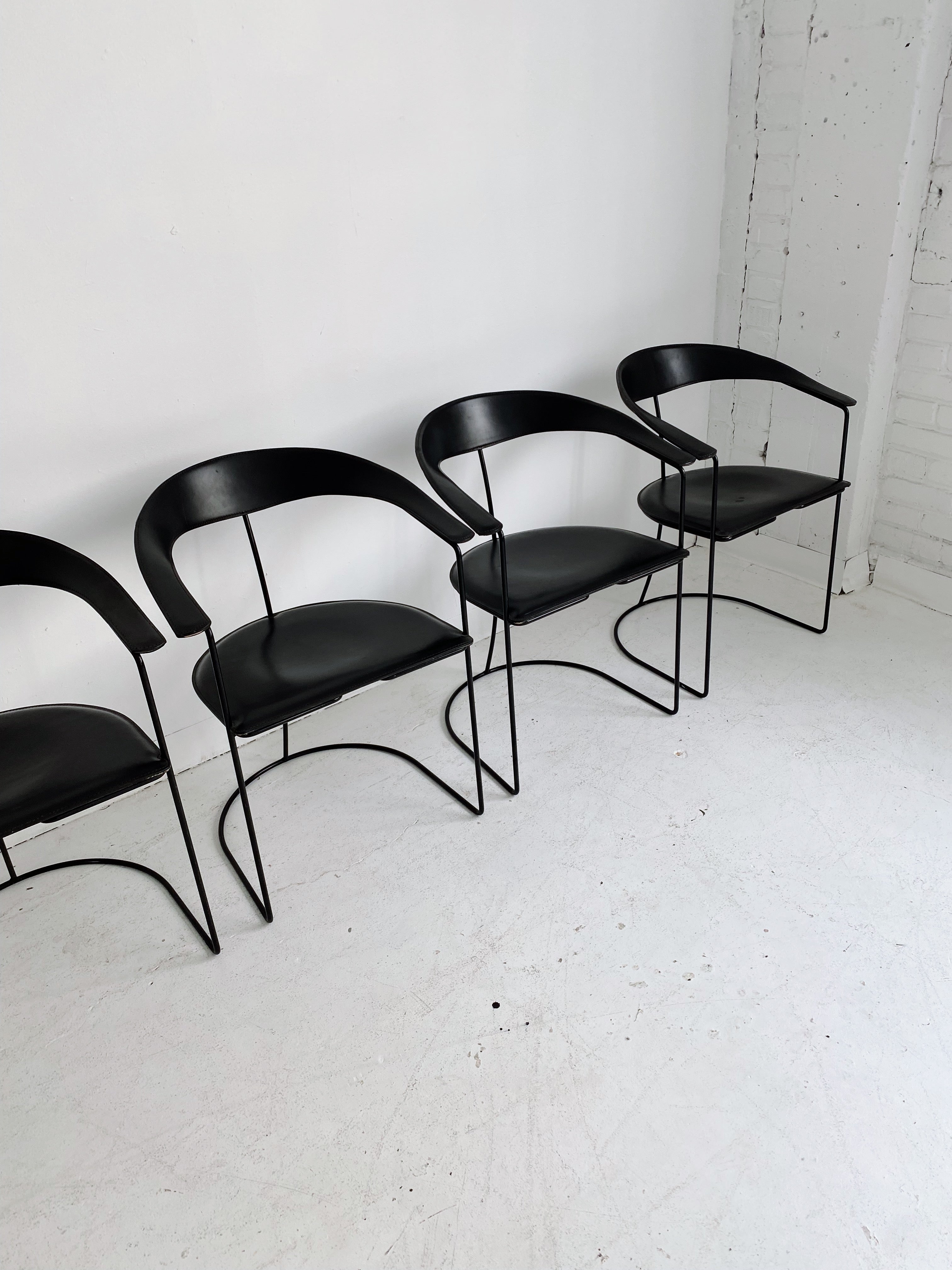 ARRBEN ITALY BLACK LEATHER DINING CHAIRS, SET OF 4, 80's