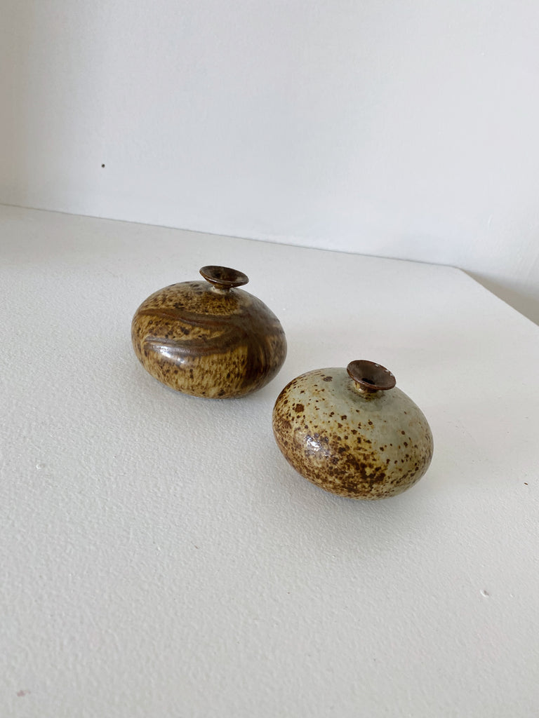 SET OF 2 SMALL CERAMIC BUD VASES