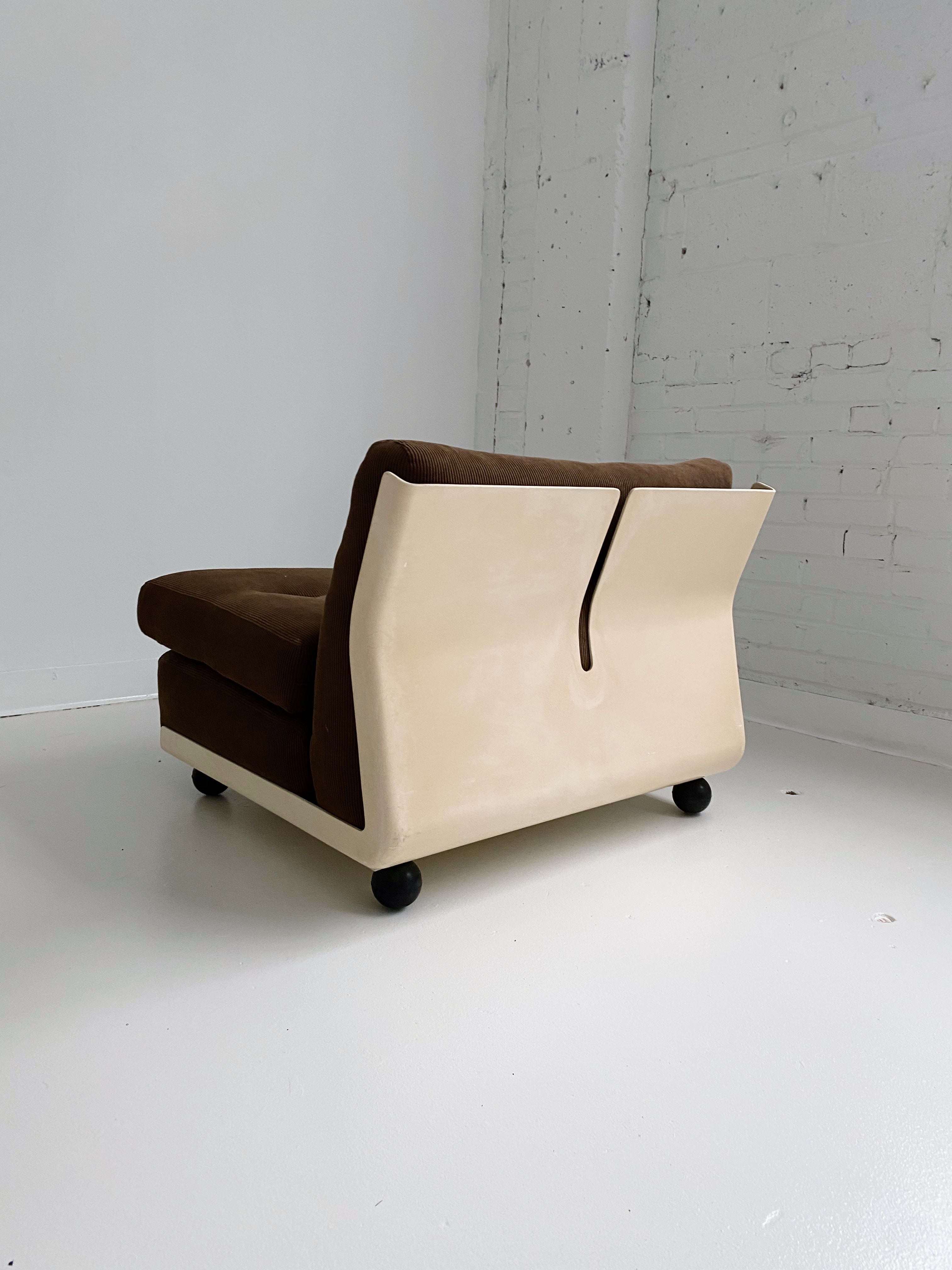 AMANTA LOUNGE CHAIR BY MARIO BELLINI FOR C&B ITALIA, 70's AMANTA LOUNGE CHAIR BY MARIO BELLINI FOR C&B ITALIA, 70's