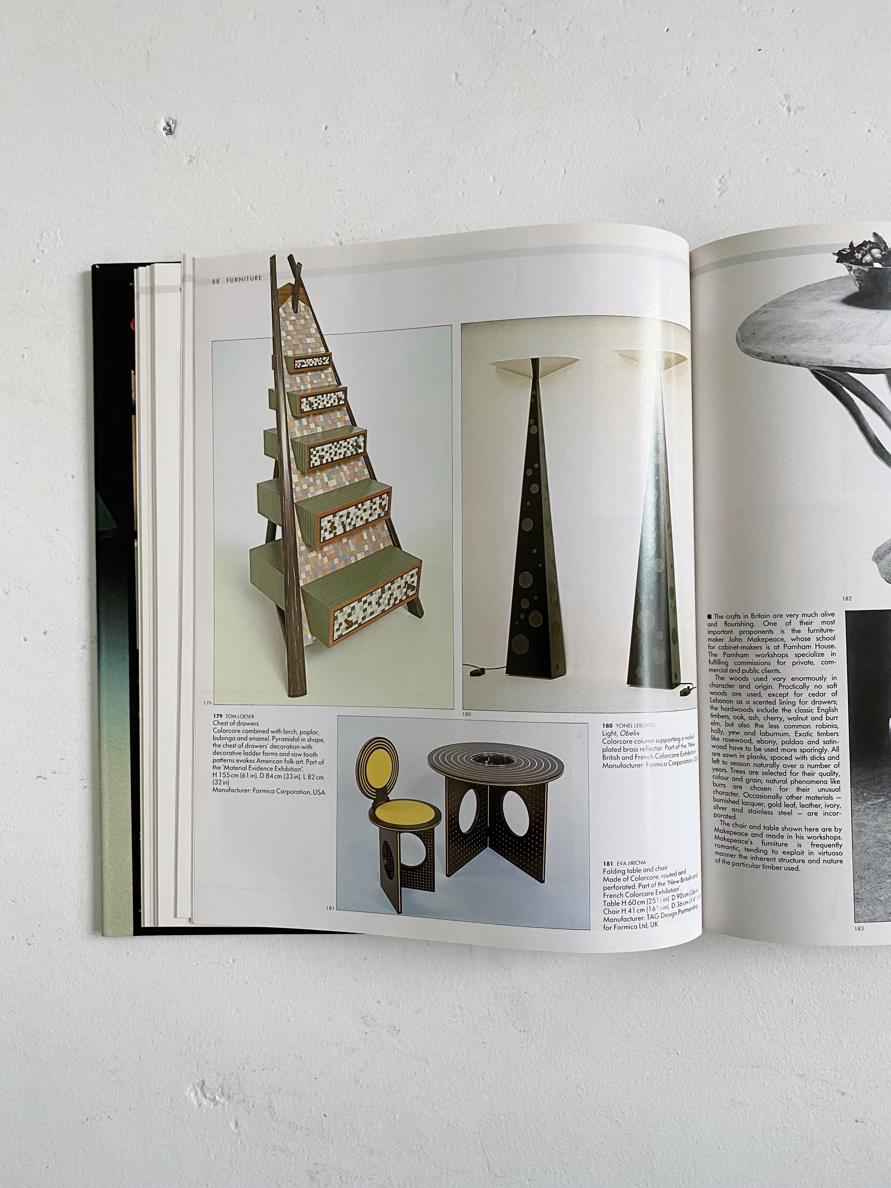 INTERNATIONAL DESIGN YEARBOOK No1, STERN, 85/86 | Maison Singulier